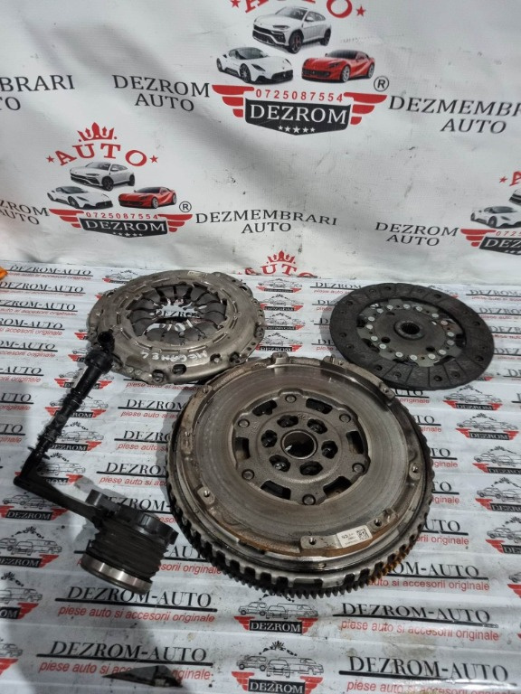 Kit ambreiaj Renault Clio V 1.3 TCe 140cp coduri : 301010007R / 302053062R / 123100461R
