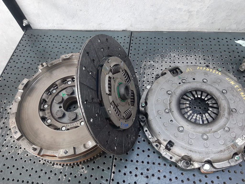 Kit ambreiaj volanta masa dubla 2.2d multijet 46349131 fiat ducato euro 6 2022 disc 8,5mm 046352679