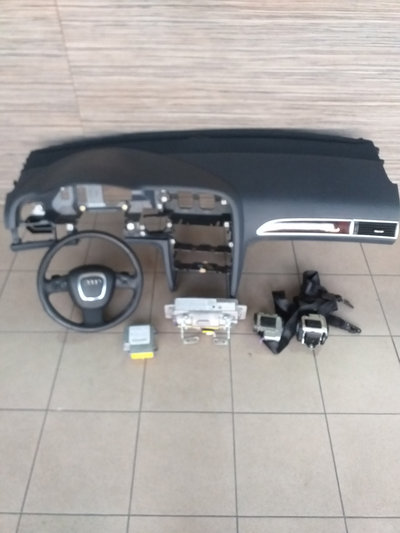 Kit complet airbag-uri și plansa bord Audi A6, an