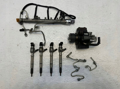 Kit complet Injectoare rampa pompa injectie Vw PAS