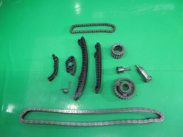 KIT DISTRIBUTIE LANT COD A6110520416 MERCEDES C-CLASS W203 C220  CDI FAB. 2000 – 2007 ⭐⭐⭐⭐⭐