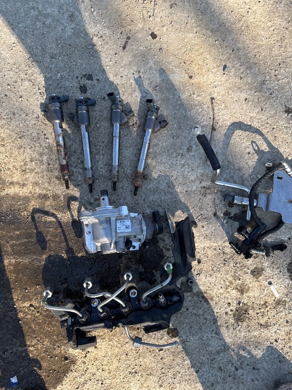 Kit injecție injectoare Ford focus 4 1.5 tdci 2020 0445110955 0445010781