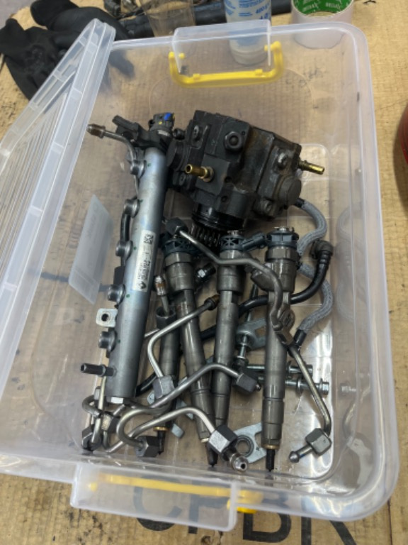 Kit injectie 1.6 dci biturbo R9M Renault scenic,trafic Espace 2019