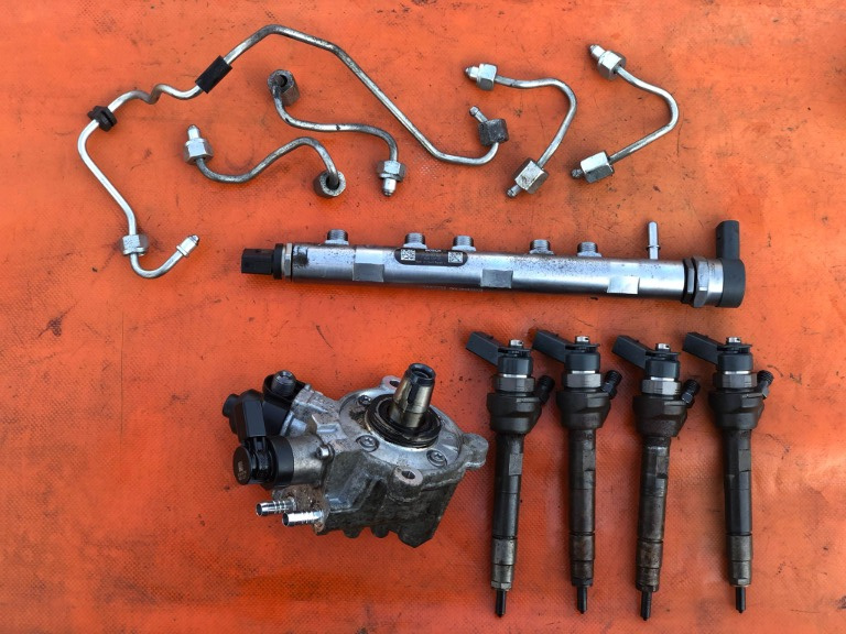 KIT INJECTIE BMW X1 SDRIVE, 184CP, EURO 6,2015,N47N, KM RULATI 160.000