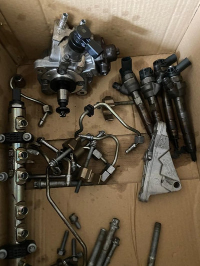 Kit injectie / Injectoare + pompa + rampa BMW E90 