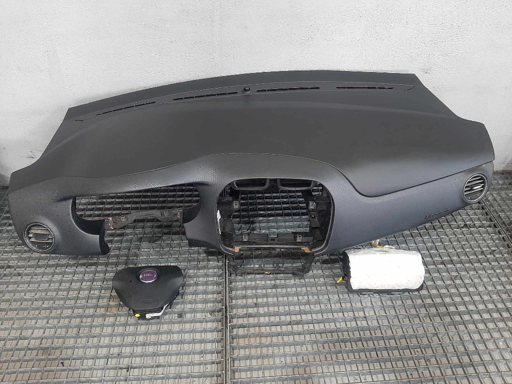 Kit plansa bord fiat bravo 2 198 dupa 2006