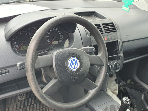 Kit plansa bord VW Polo 9N cu airbag-uri si centuri