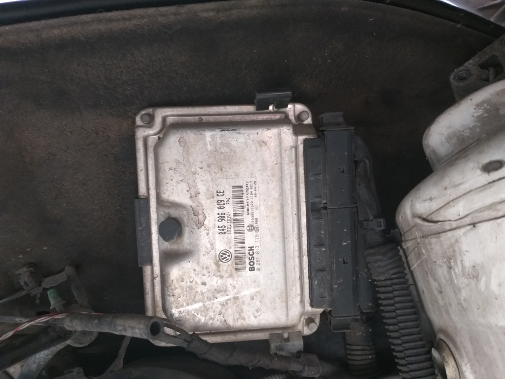 Kit pornire ,calculator 045 906 019 CE+ cip + imo Skoda Fabia 2 tdi 2008-2009 , EDC15P+,factura,garantie
