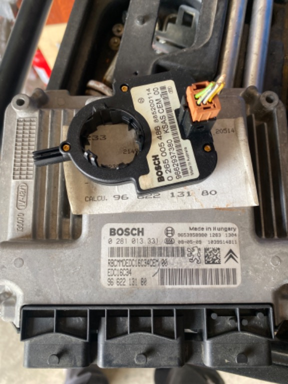 Kit pornire Citroen C4 2007 coupe 1.6 hdi cod Ecu 9662213180