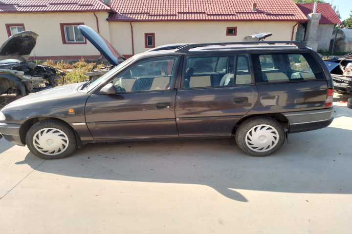 Kit pornire Opel Astra F [facelift] [1994 - 2002] wagon 1.6 MT (75 hp)