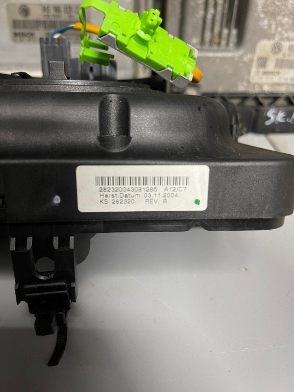 Kit Pornire Opel Astra H Cutie Hidramata 1.6 Benzina Cod Ecu : 12230740