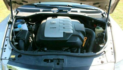 Kit pornire VW Touareg 2.5 tdi motor BAC . CU calc