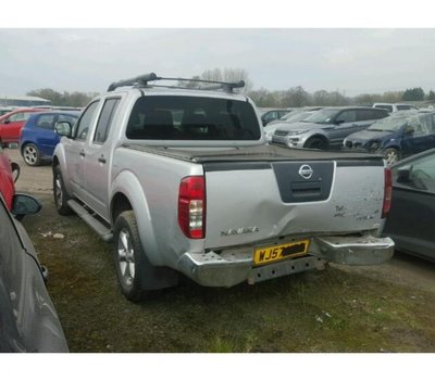 Lada spate Nissan Navara Outlaw 2007 2.5 Diesel Co