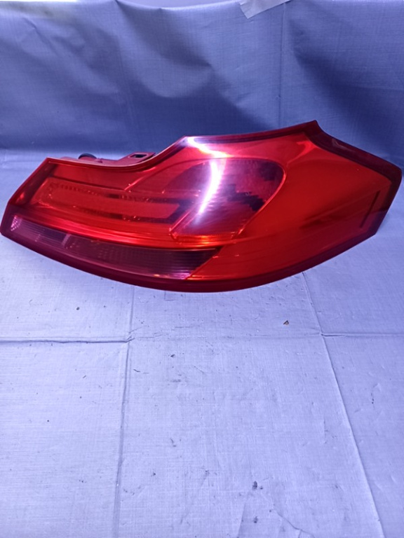 Lampă spate - Parte montare: Dreapta sp - Opel Insignia A [2008 - 2014] Sports Tourer wagon 5-doors 2.0 CDTI MT (110 hp)