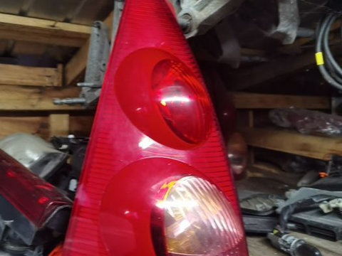 Lampă St Spate Peugeot 107