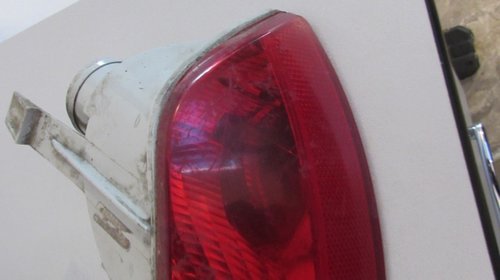 Lampa ceata stanga bara spate Ford Focus