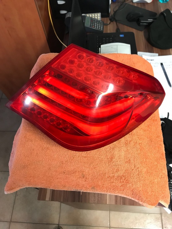 Lampa dr spate bmw 730d f01. Fab 2011