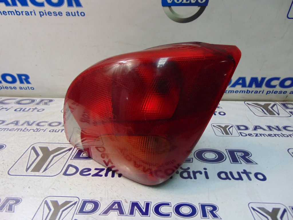 LAMPA DREAPTA SPATE FORD FIESTA 4 - AN 1995/2002