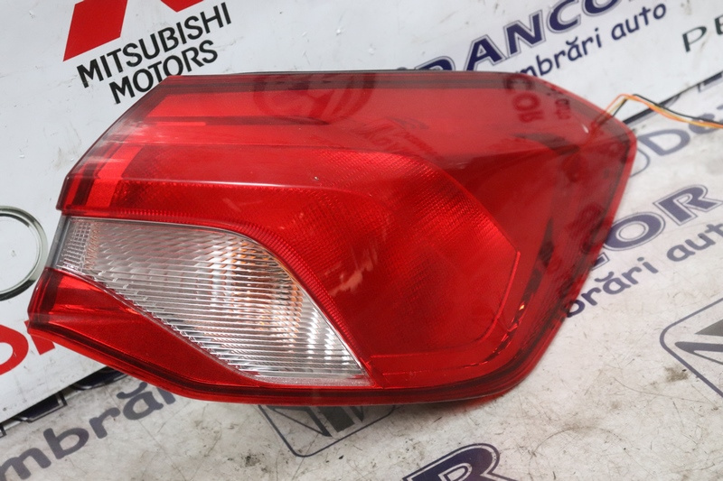 LAMPA DREAPTA SPATE FORD FOCUS 4 - COD JX7B-13404-CD AN 2018 HB