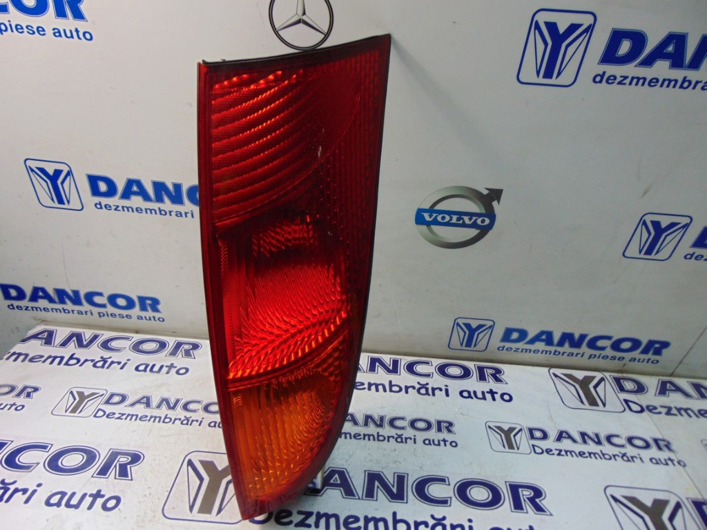 LAMPA DREAPTA SPATE FORD FOCUS HATCHBACK