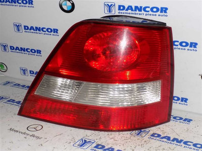 LAMPA DREAPTA SPATE KIA SORENTO-I SUV fabricatie 2