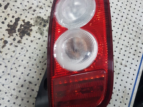 LAMPA DREAPTA SPATE NISSAN MICRA 2004 HATCHBACK 1.2 , 59 kw, E4, cv Manuala 5+1