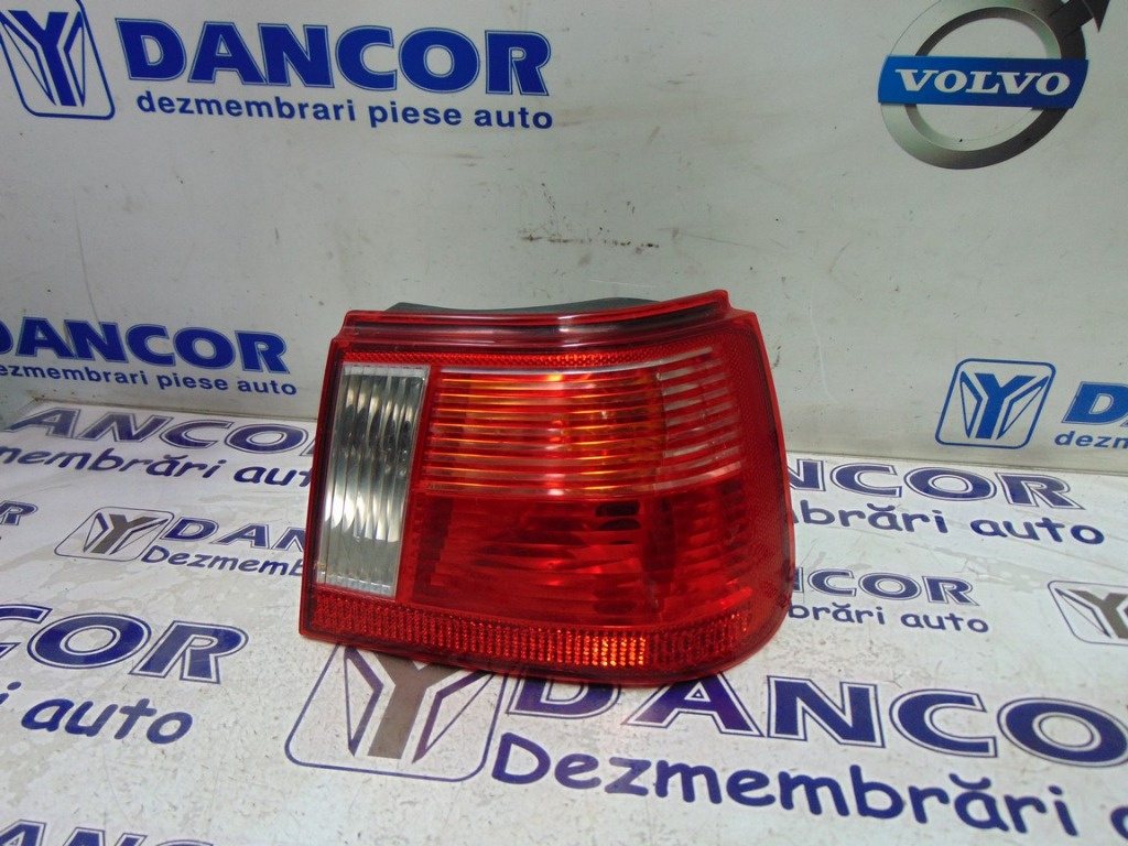 LAMPA DREAPTA SPATE SEAT IBIZA 2 - COD 6