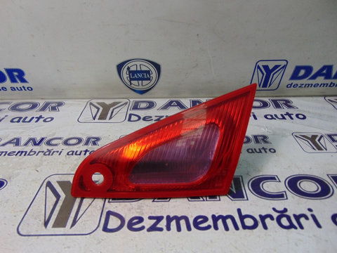 LAMPA HAION DREAPTA MITSUBISHI COLT 6 - COD MN105622 - AN 2004/2012