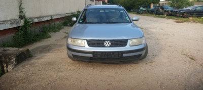 Lampa numar stanga Volkswagen Passat B5 [1996 - 20