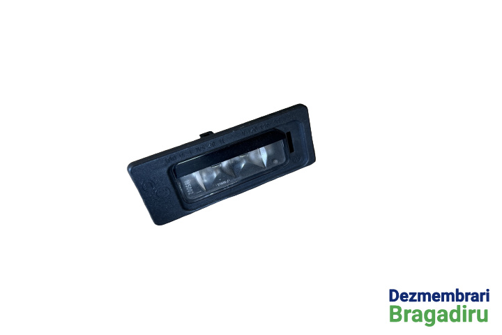 Lampa numar stanga Volkswagen VW Passat B7 [2010 - 2015] Variant wagon 5-usi 1.6 MT (105 hp) CULOARE - LK7X