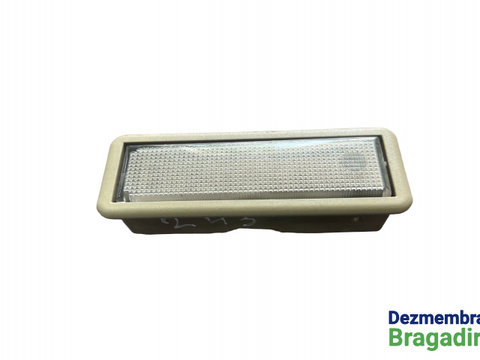 Lampa plafon spate dreapta Lancia Kappa [1994 - 2008] Sedan 2.0 MT (155 hp) (838A)