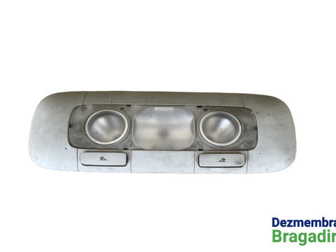 Lampa plafon spate Volkswagen Golf 5 [2003 - 2009] Hatchback 5-usi 2.0 TDI MT (140 hp) V (1K1)