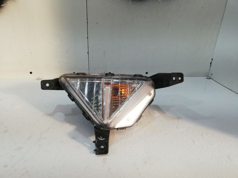 Lampa semnal dreapta Hyundai Elantra cod 92302-F2500 An 2019 o prinderte rupta