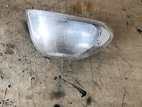 Lampa semnalizare dreapta fata opel astra f 1996 - 2001