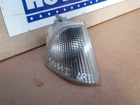 Lampa semnalizare fata dreapta alba FIAT Scudo I 1996-2006