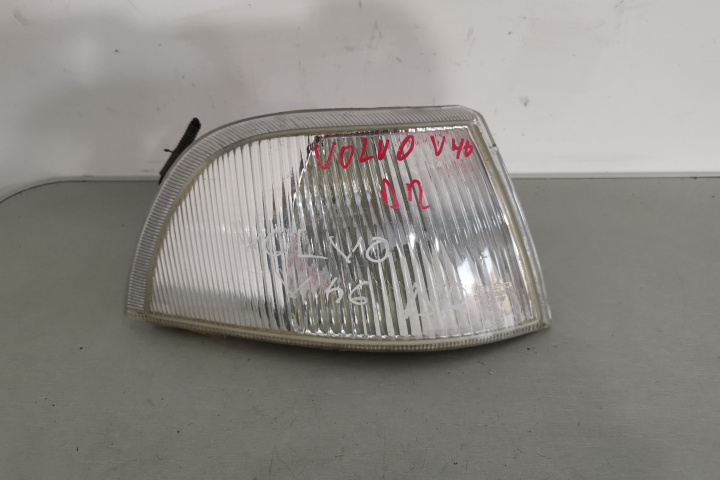 Lampa semnalizare fata Volvo S40 / V40 1998-2000 DREAPTA Lampa semnalizare fata Volvo S40 / V40 1998-2000 DREAPTA Volvo