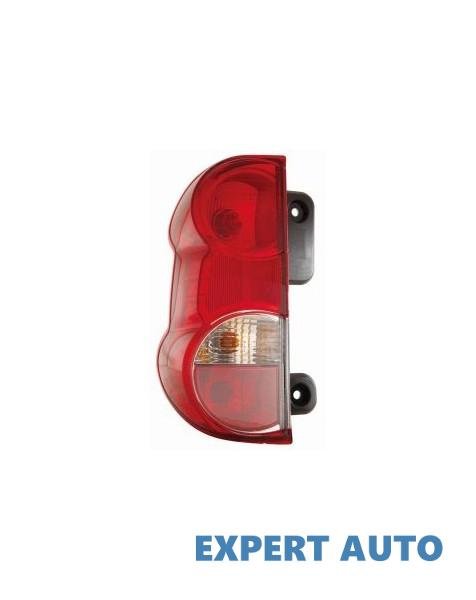 Lampa spate Nissan NV200 caroserie 2010-2016 #8 047002