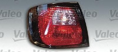 Lampa spate NISSAN PRIMERA Hatchback (P11) - VALEO