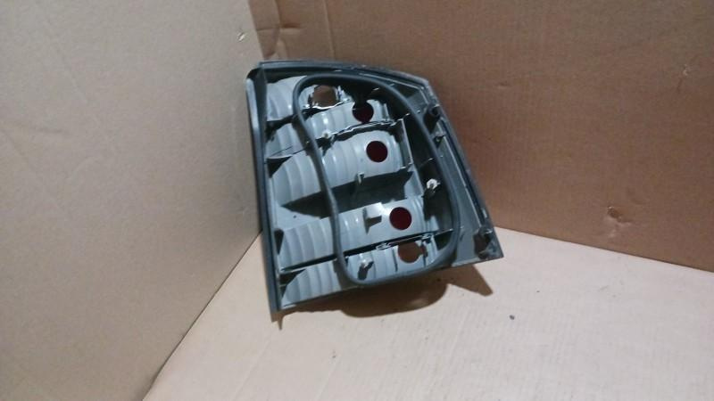 Lampa spate stanga Opel Vectra C (2002-2