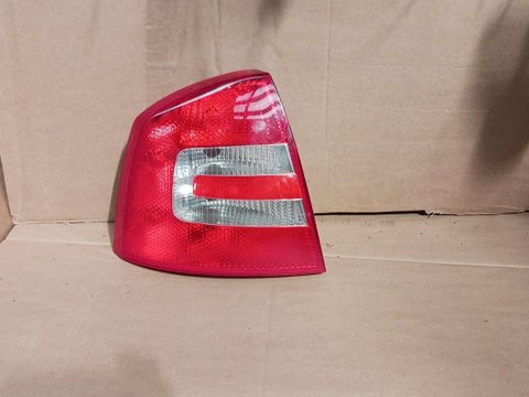 Lampa spate stanga Skoda Octavia 2 (2004->) 1z5945095a