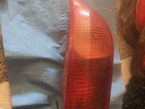 Lampa stanga Alfa Romeo 156