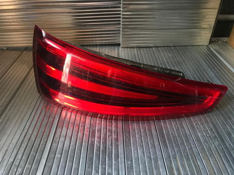 Lampa stanga Audi Q3 8U, 8U945093H