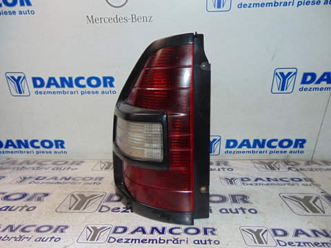 LAMPA STANGA SPATE MITSUBISHI PAJERO 3 - AN 2000/2006