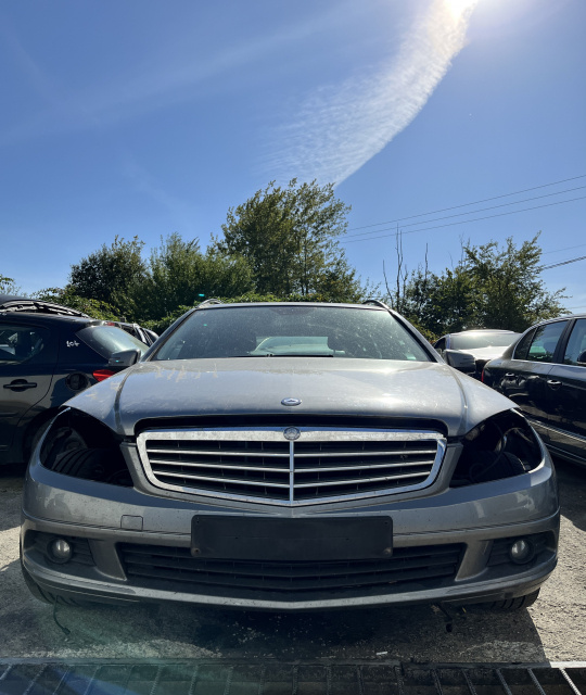 Lampa stop aditionala Mercedes-Benz C-Class W204/S