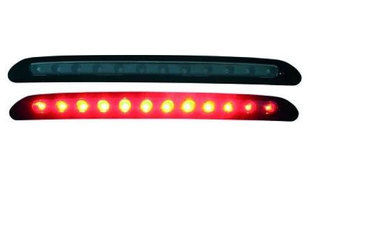 Lampa stop auxiliara VW Golf 6