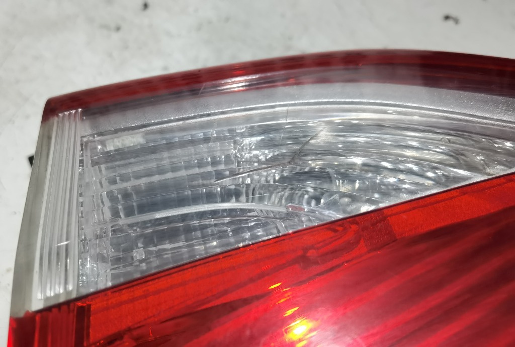 Lampa stop dreapta haion Ford Kuga