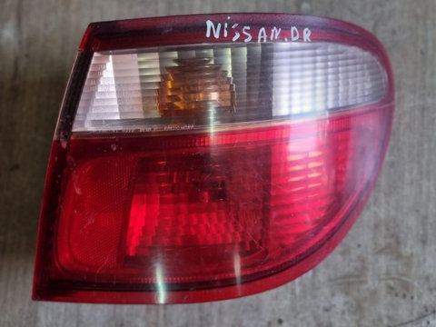 Lampa stop dreapta Nissan Almera