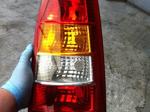 Lampa stop dreapta Opel Astra G Break cod 110391012