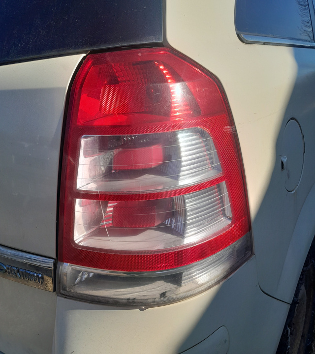 Lampa stop dreapta Opel Zafira B [2005 - 2010] Min