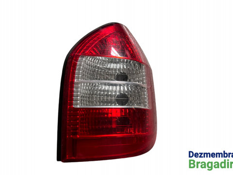 Lampa stop dreapta pe aripa Opel Zafira A [facelift] [2003 - 2005] Minivan 5-usi 1.6 MT (101 hp)
